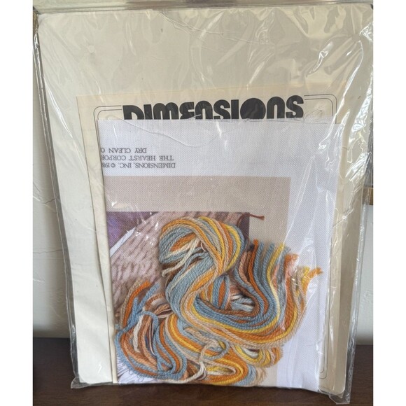 Dimensions Cross Stitch Kit Crewel Mother Goose Design By Jessie Willcox Smith - Picture 3 of 5